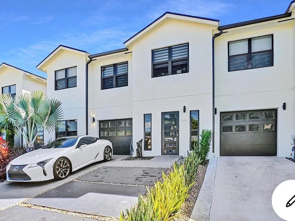 804 SW 29th St