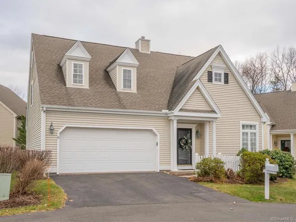 8 Nutmeg Lane #8, Farmington, CT 06032