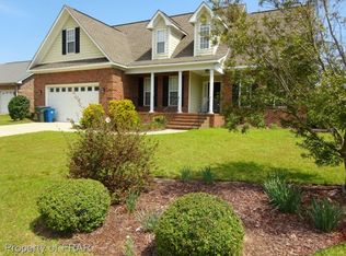 420 W Summerchase Dr, Fayetteville, NC 28311