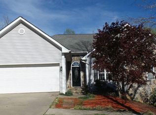 203 Silverwood Dr, Cornelia, GA 30531
