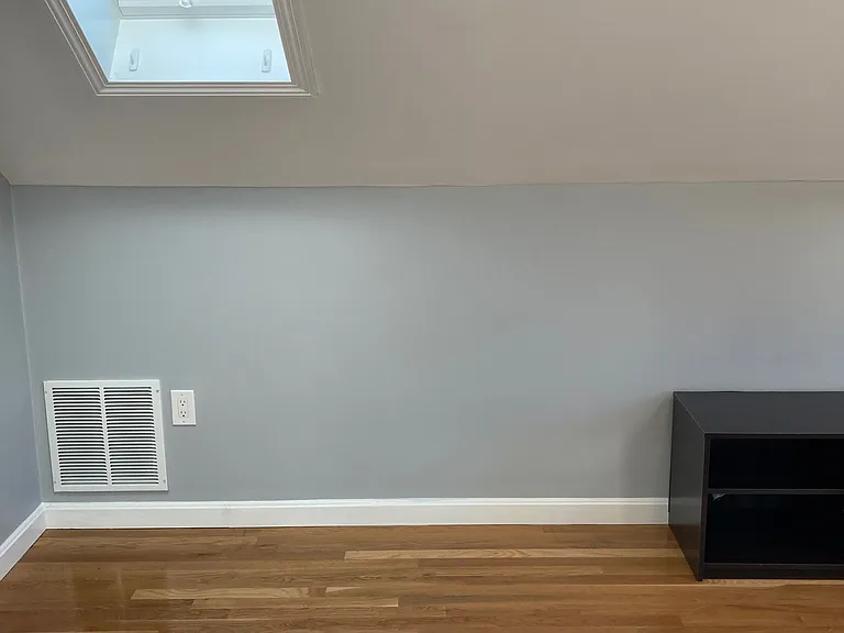 16 Aberdeen Ave #16 — Photo 38