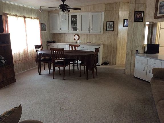 3rd image of 140 Pinewood Ter #90