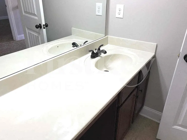 2022 Poplar Falls Ave — Photo 19