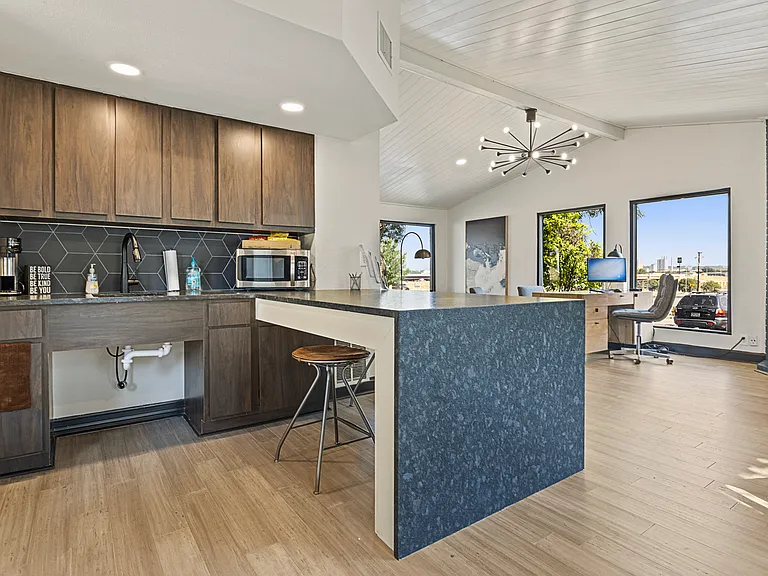 Tradewinds Apartment Homes — Photo 7