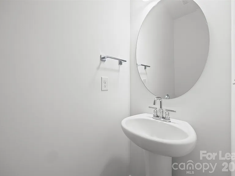 328 Drawbar Dr — Photo 15