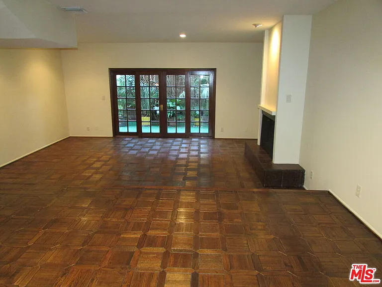 1850 Midvale Ave #7 — Photo 2