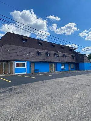 2 bed, 1.0 bath, $625 — Photo 1