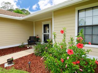 80 Paula Ct, Mary Esther, FL 32569