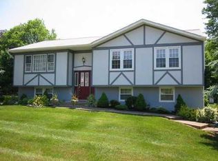 87 Barnes Rd, Washingtonville, NY 10992