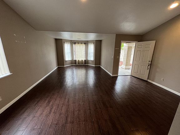 5th image of 2118 Park Paxton Ct