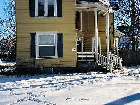 5th image of 1010 Washington Ave
