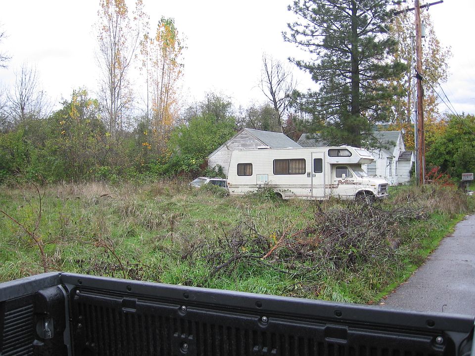 2nd image of 4507 SE Boardman Ave