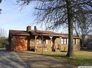 2218 Flicker Rd SW, Decatur, AL 35601
