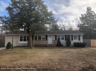 120 Huntley Ave, Bayville, NJ 08721