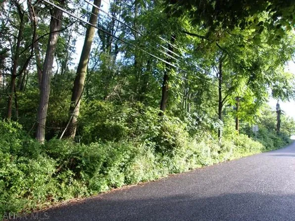 4800-30 Broad Ave, Altoona, PA 16601