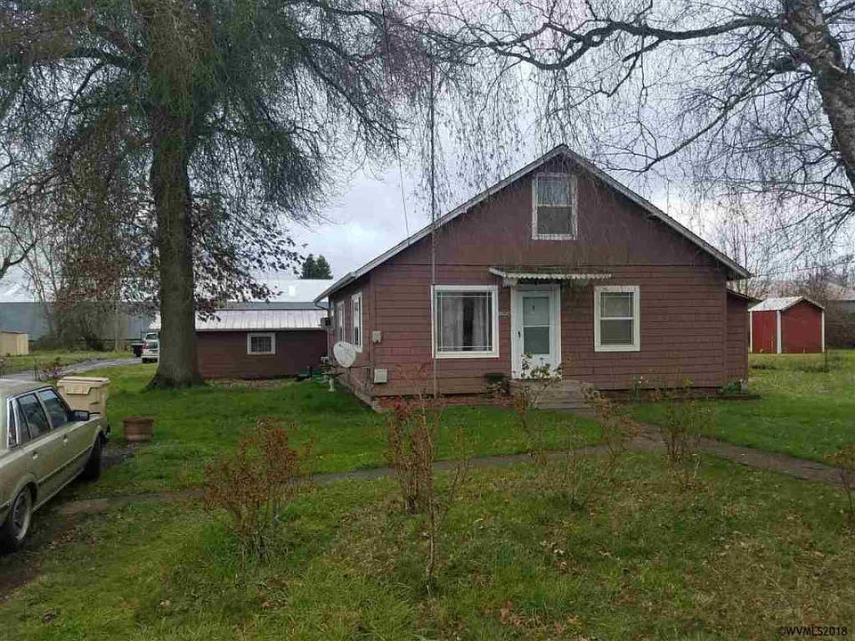 1st image of 32926 Blackberry Ln