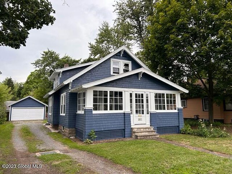 2nd image of 1469 Helderberg Avenue