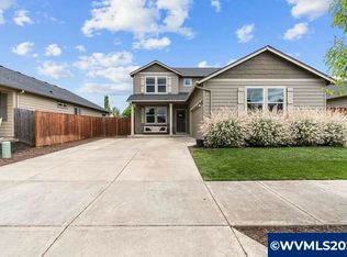 1461 Washington St, Independence, OR 97351