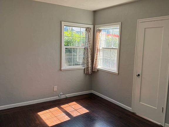 5th image of 774 47th St #774