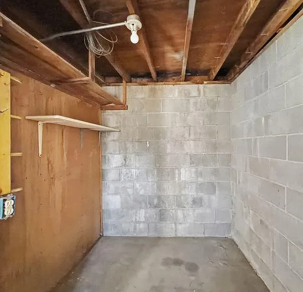 7107 Parkland Dr #1 — Photo 32