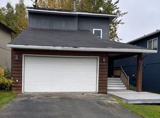 17451 Beaujolais Cir, Eagle River, AK 99577