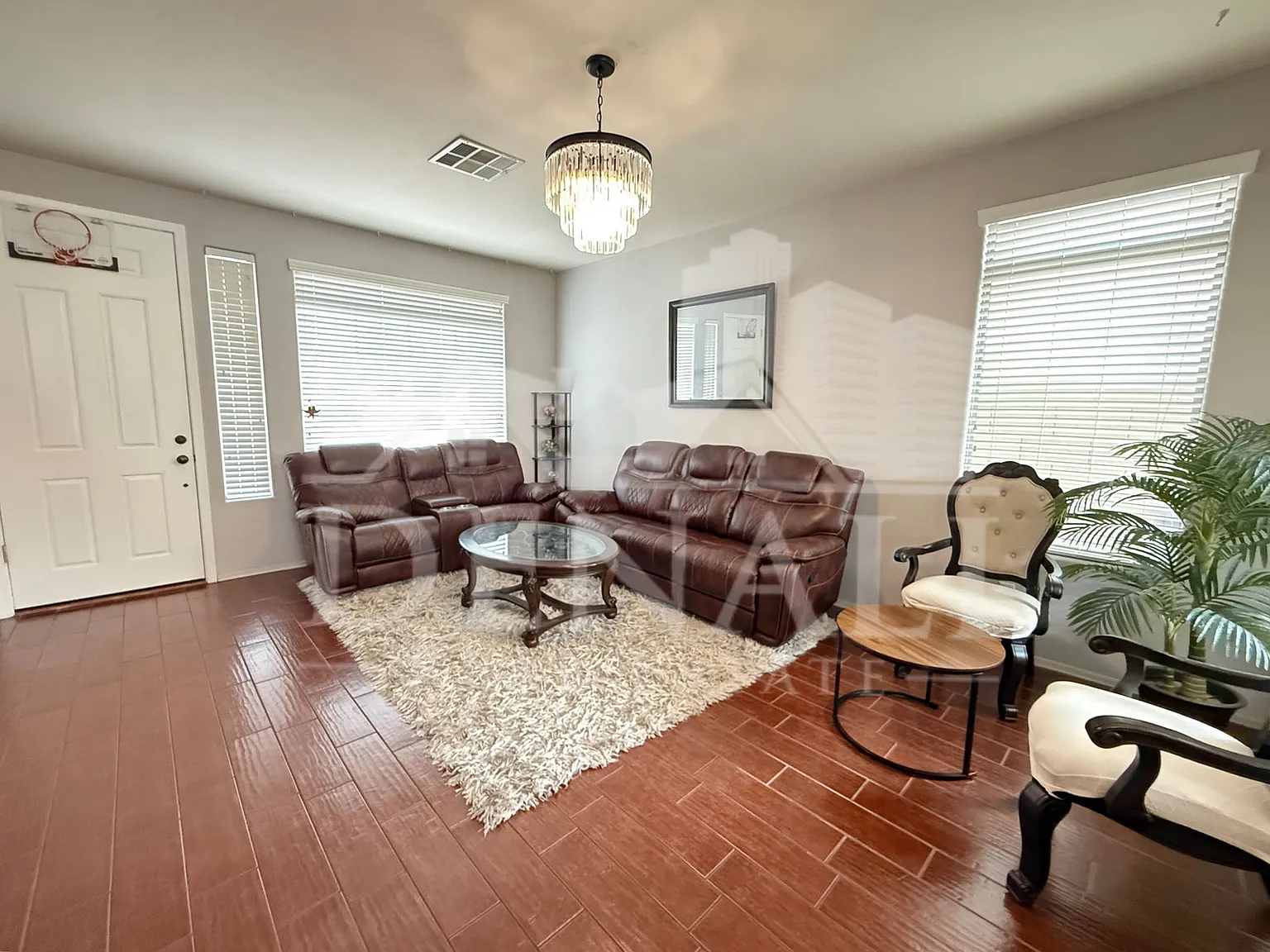 3 bed, 2.5 bath, 1708 sqft, $2,395 — Photo 4