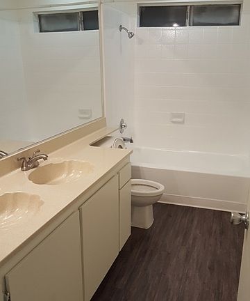 3rd image of 8081 Larson Ave #5