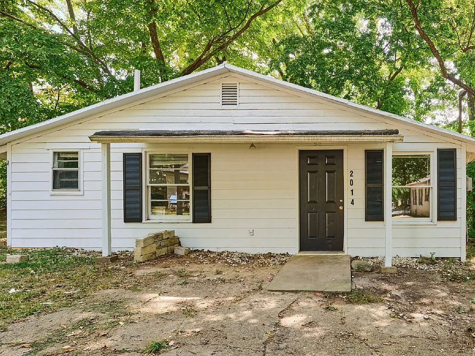 2014 Woodland St
