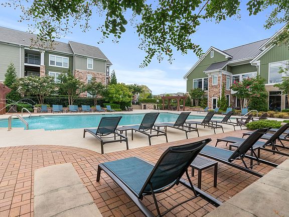 5th image of 1000 Antietam Creek Dr #821-13
