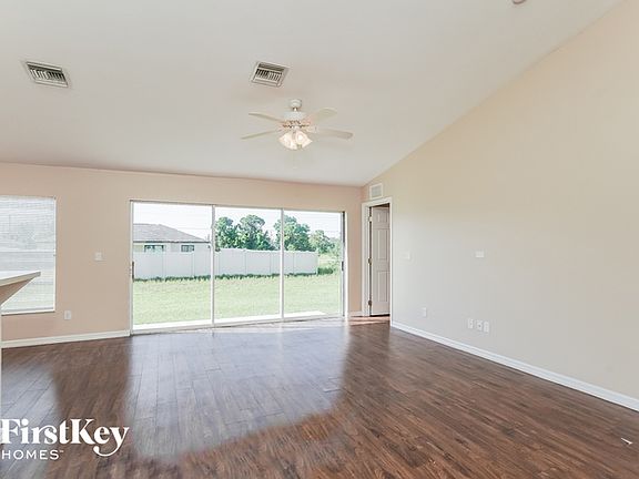 4th image of 1838 Diplomat Pkwy W