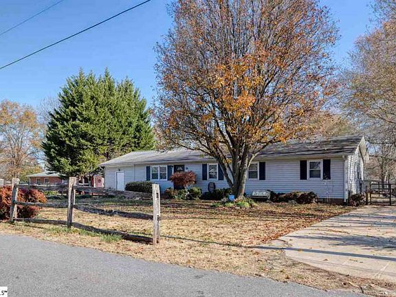 2nd image of 103 Chatham Dr