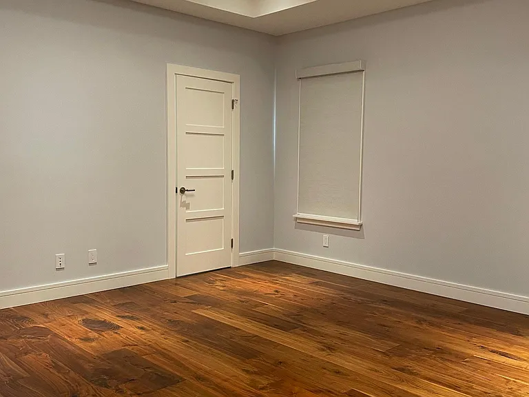 3259 Los Prados St — Photo 13