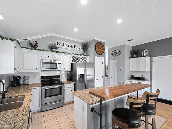 5th image of 808 Stone Trail Dr