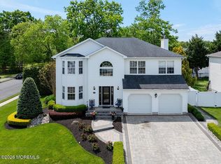 49 Diamond Lane, Howell, NJ 07731