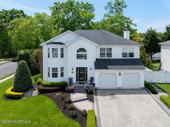 49 Diamond Lane, Howell, NJ 07731