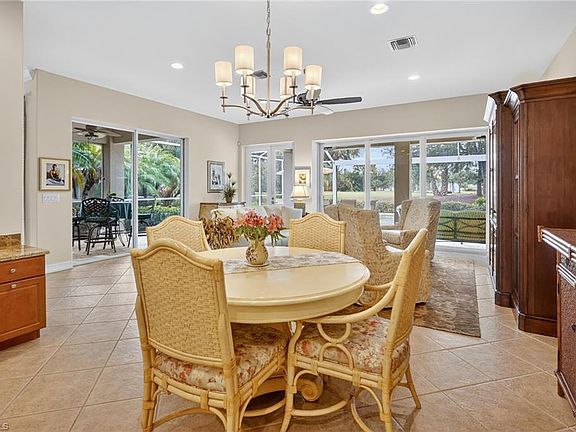5th image of 10523 Bellagio DR