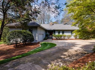 6924 N Baltusrol Ln, Charlotte, NC 28210