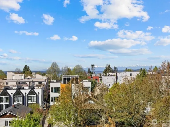 6032 42nd Avenue SW #B, Seattle, WA 98136
