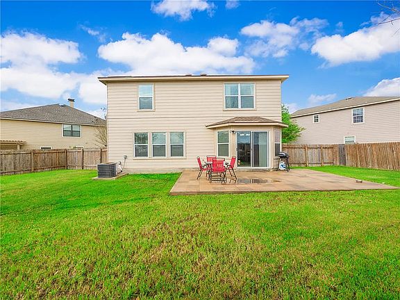 2nd image of 316 Cordero Dr