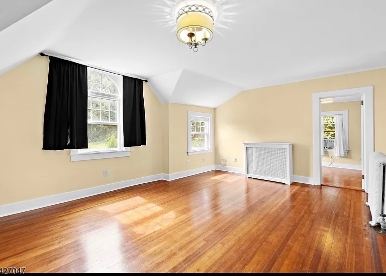 74 S Mountain Ave #CH — Photo 2