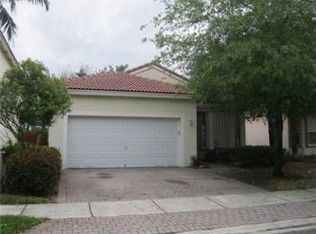 7818 NW 17th Pl, Pembroke Pines, FL 33024