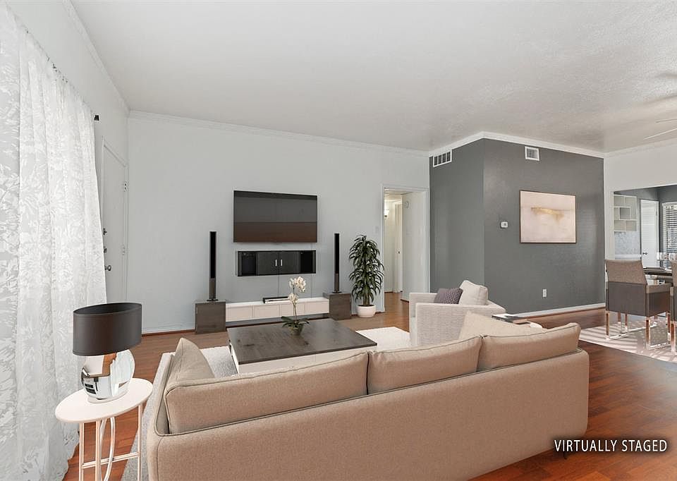 1st image of 4320 Bellaire Dr S APT 209W