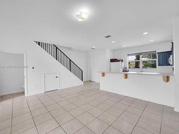 5th image of 2620 Pierce St APT A3