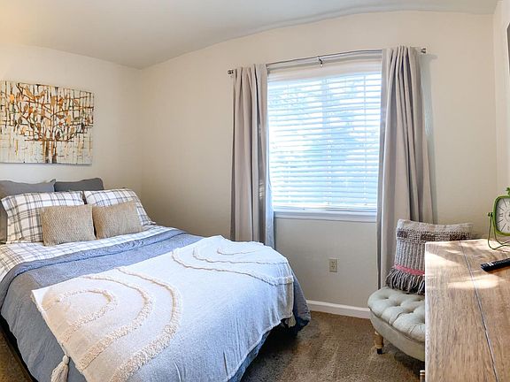 4th image of 4655 Miller Ln
