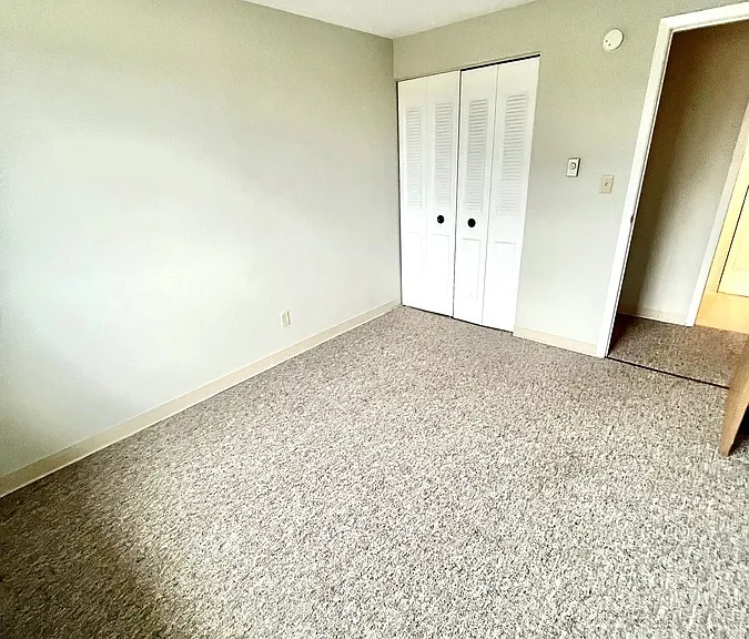 361 E Maple St #D — Photo 6