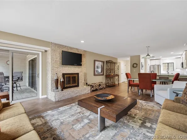 150-1A Eleven West Dr, Sunrise Beach, MO 65079