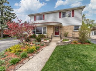 6716 Maple St, Morton Grove, IL 60053