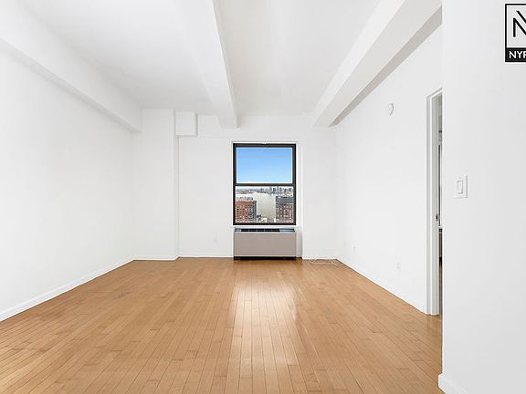 5th image of 20 West St APT 41B