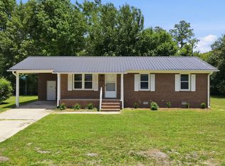 101 N Water Street, Bayboro, NC 28515