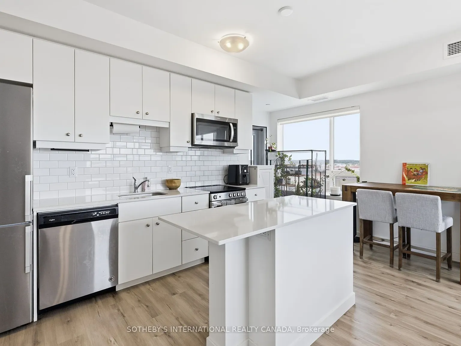 1 bed, $1,995 — Photo 2